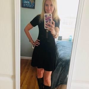 Meet your Posher, Debbie